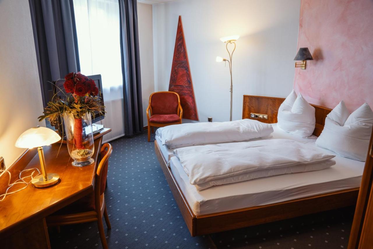 Parkhotel Volklingen Esterno foto