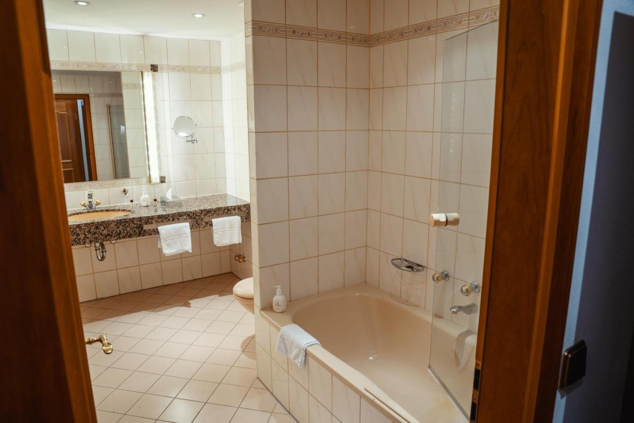 Parkhotel Volklingen Esterno foto